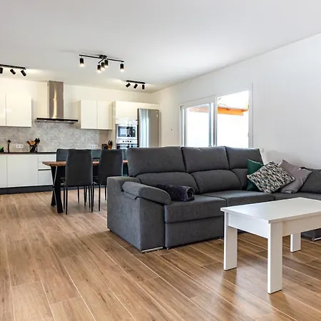 Villa Moderna En Zona Rural Ideal Para Relajarse Villa