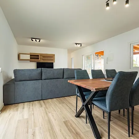 Villa Moderna En Zona Rural Ideal Para Relajarse Villa *
